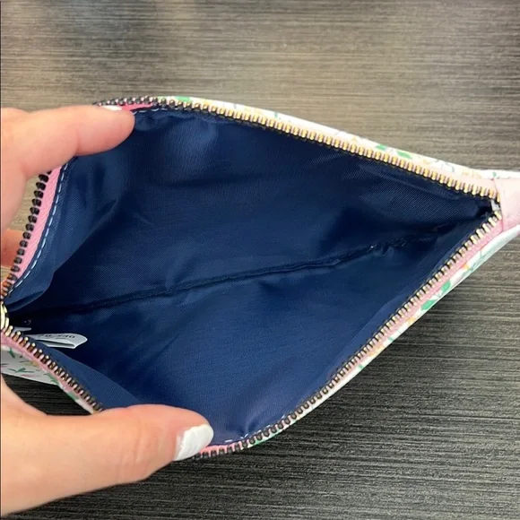 Coated Canvas Floral Print Makeup Case with Pink Lip Mask NWT - Picture 5 of 5